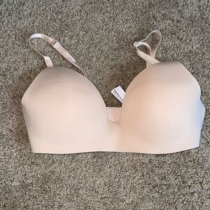 Women’s Victoria’s Secret bra